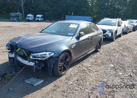 2015 BMW M5 from USA, damaged, VIN WBSFV9C53FD594780